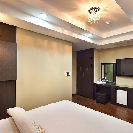 Press Hotel Puszan Szoba fotó
