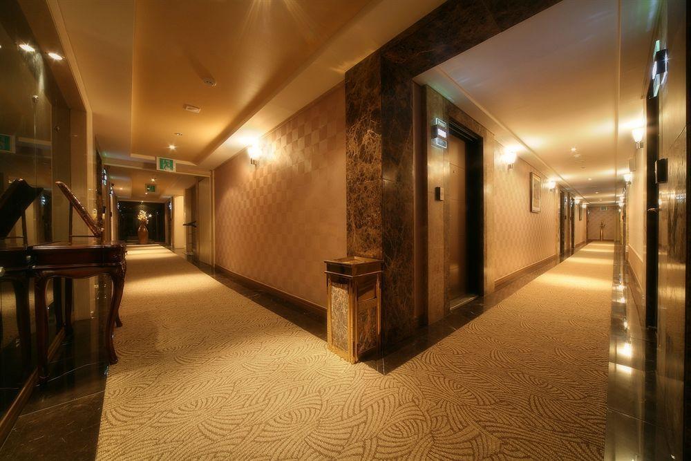 Press Hotel Puszan Kültér fotó