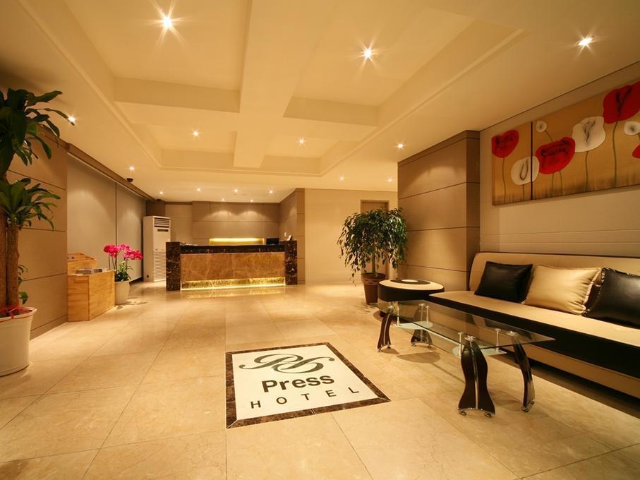 Press Hotel Puszan Kültér fotó
